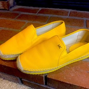 MICHEAL KORS HASTINGS YELLOW MK GOLD PLATFORM